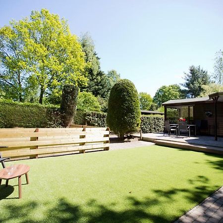 Relaxed Verblijf In Chalet Op De Veluwe Villa Путен Екстериор снимка